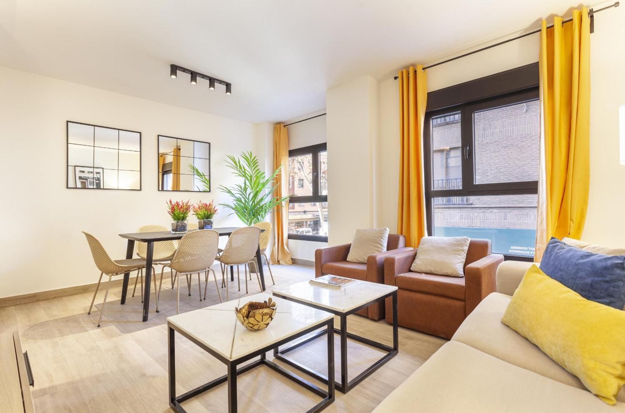 Antonio Lopez En Madrid Apartment Luaran gambar